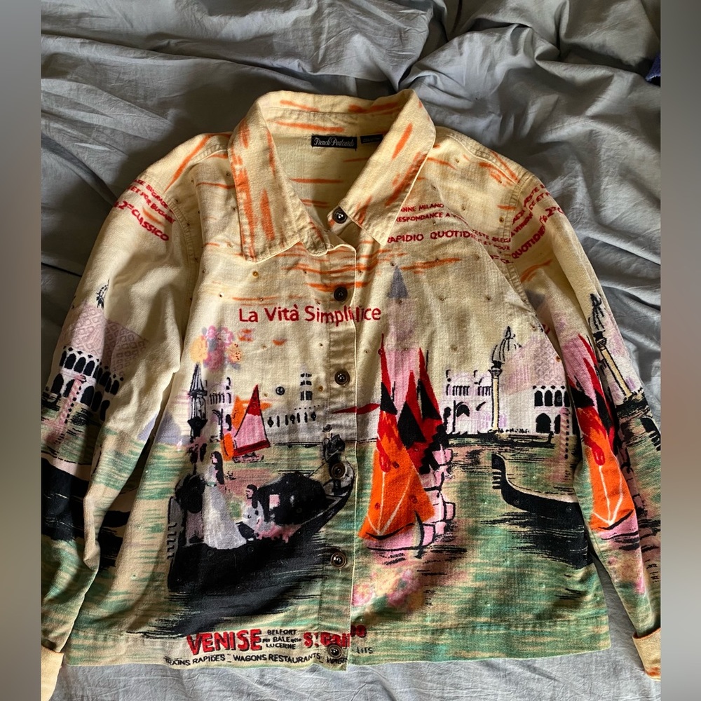 Cotton French postcard button up
I believe it is a post card of Venice. Size M/L